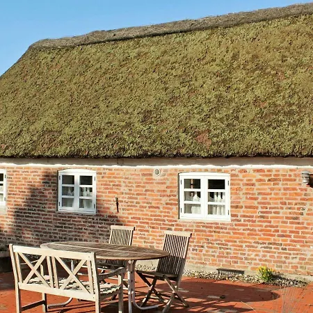 One-bedroom Holiday In 4