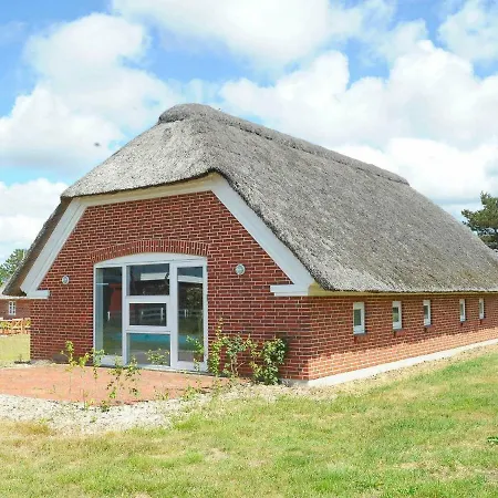 One-bedroom Holiday In 4
